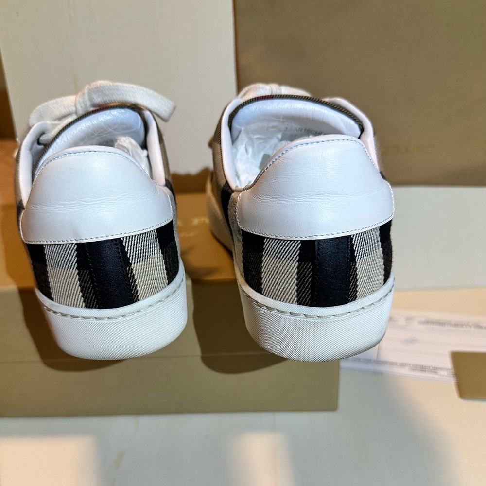 Burberry Westford Check sneakers size 37 - Picture 6 of 9
